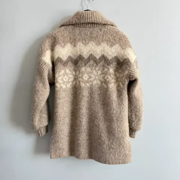 Hilda LTD.Vintage Unisex Icelandic Nordic Full Zip Fuzzy Sweater Jacket Cream